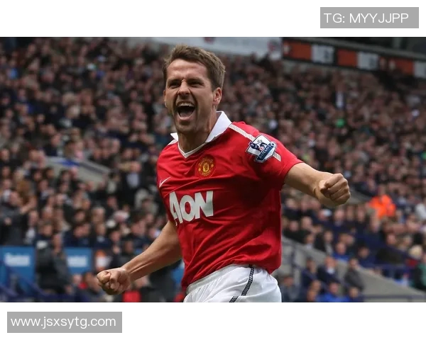 足球明星华丽西装出场瞬间壁纸尽显风采与魅力